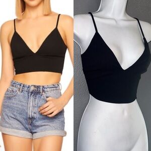 Windsor Deep V Black Spaghetti Strap Crop Top Womens size Small